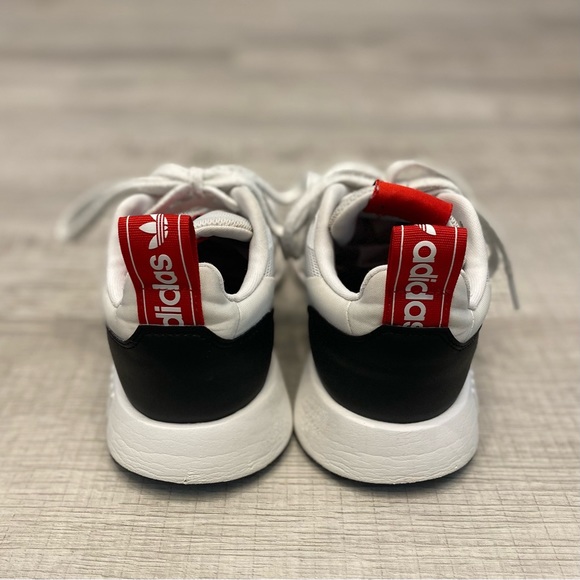 Adidas Originals Smooth Runner Sneaker - Big Kid Size 6 US - Unisex - Picture 5 of 10